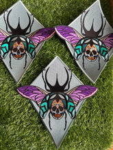 Load image into Gallery viewer, Saturn XL Patch (Skull Beetle)