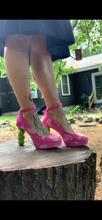 Load image into Gallery viewer, Froggy Heart Heels - Clearance Sale B GRADE