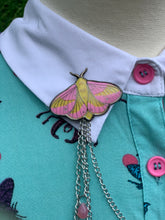 Load image into Gallery viewer, Moth Lapel/ Collar Pins
