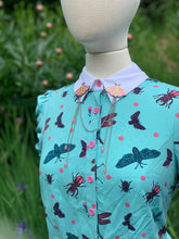 Load image into Gallery viewer, Moth Lapel/ Collar Pins
